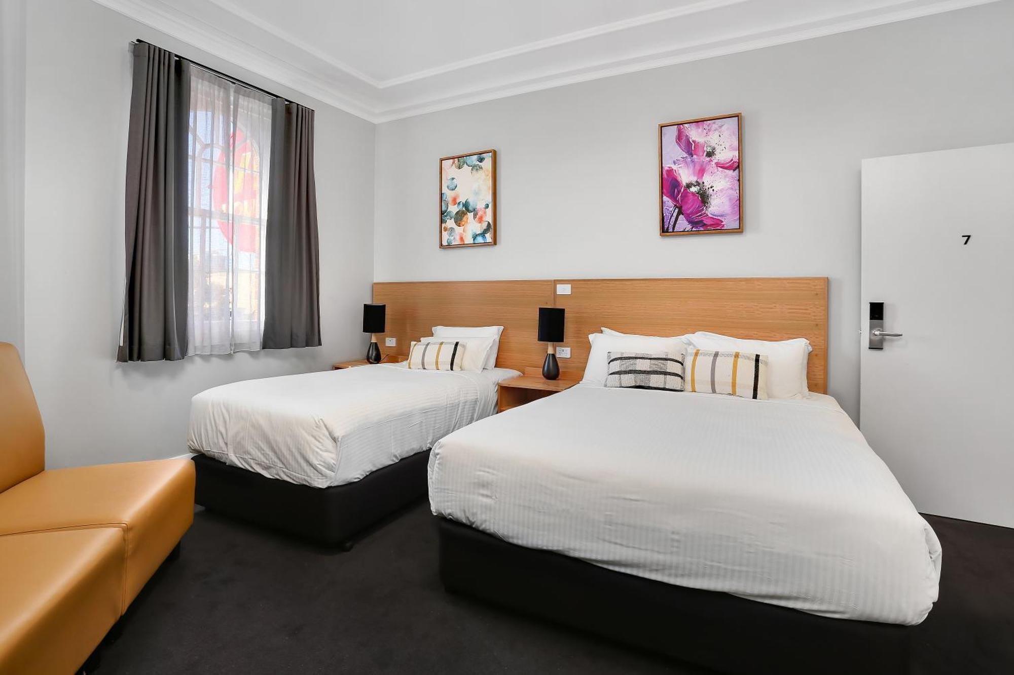 Penshurst Hotel Sydney Exterior photo