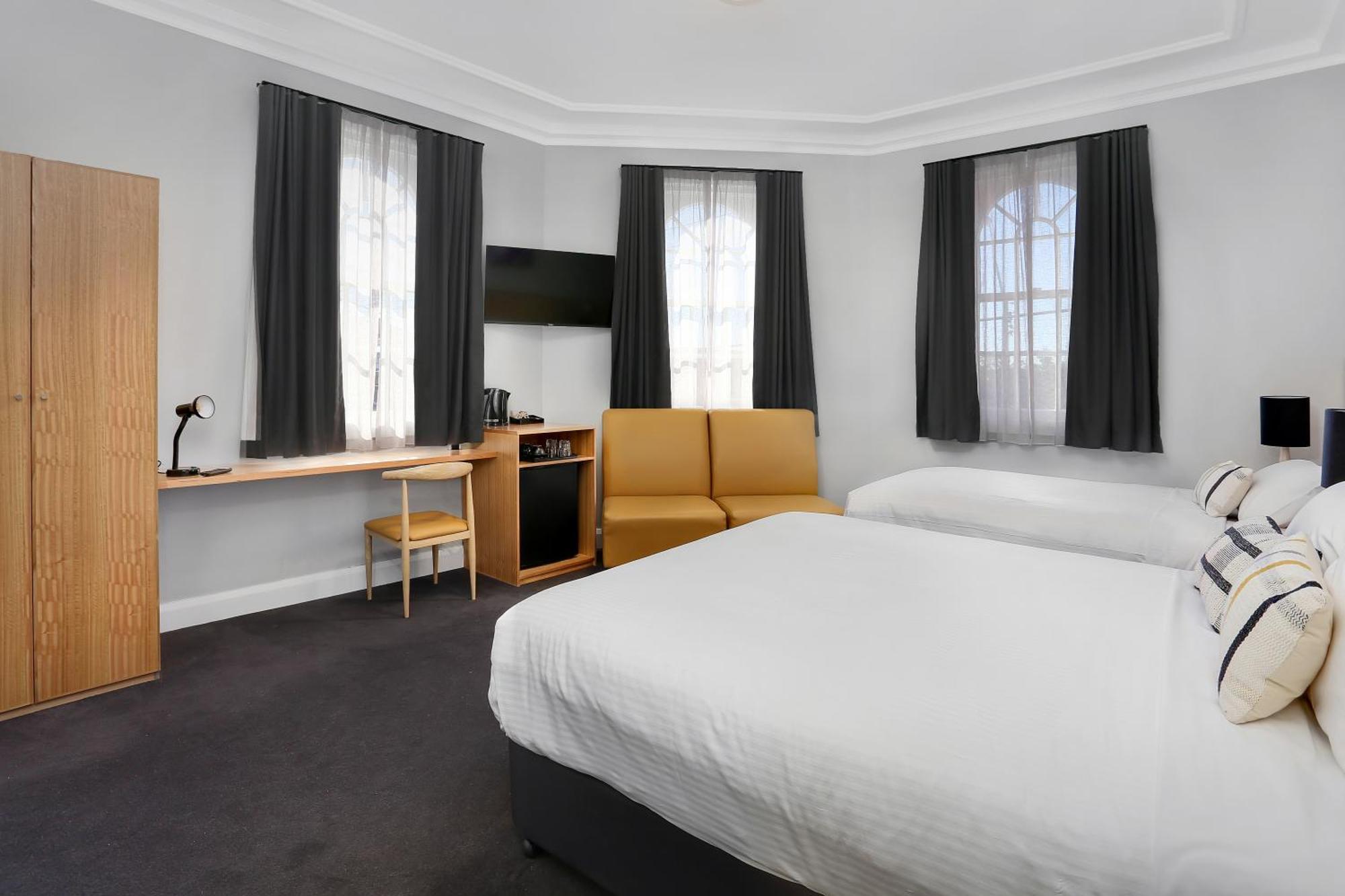 Penshurst Hotel Sydney Exterior photo