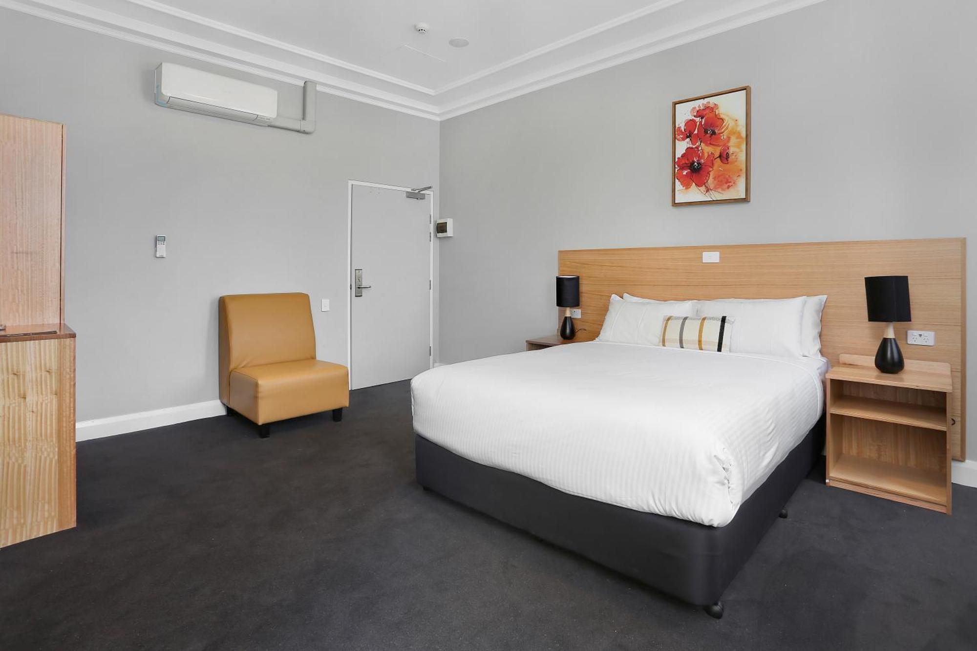 Penshurst Hotel Sydney Exterior photo